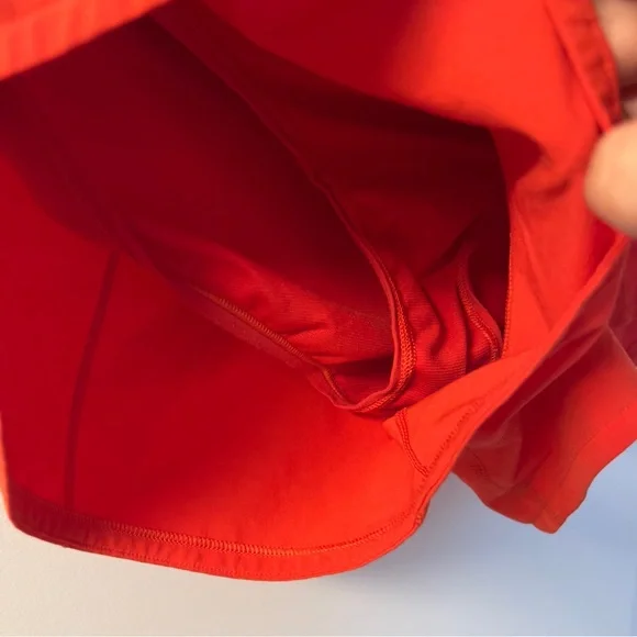 Lululemon Speed Up Short 2.5" size 8 - Picture 8 of 12